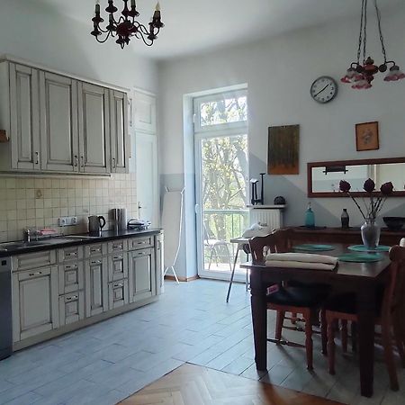 Nice Place Krasków Εξωτερικό φωτογραφία