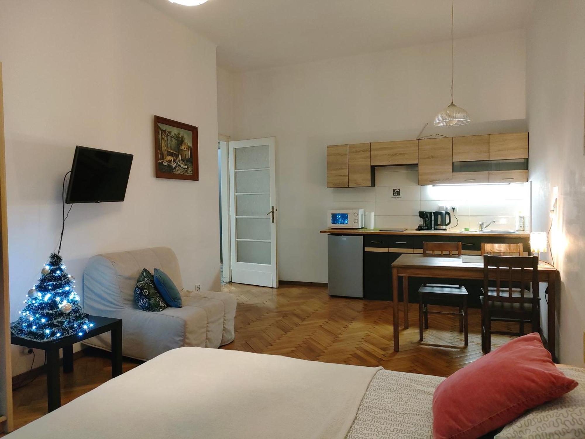 Nice Place Krasków Εξωτερικό φωτογραφία